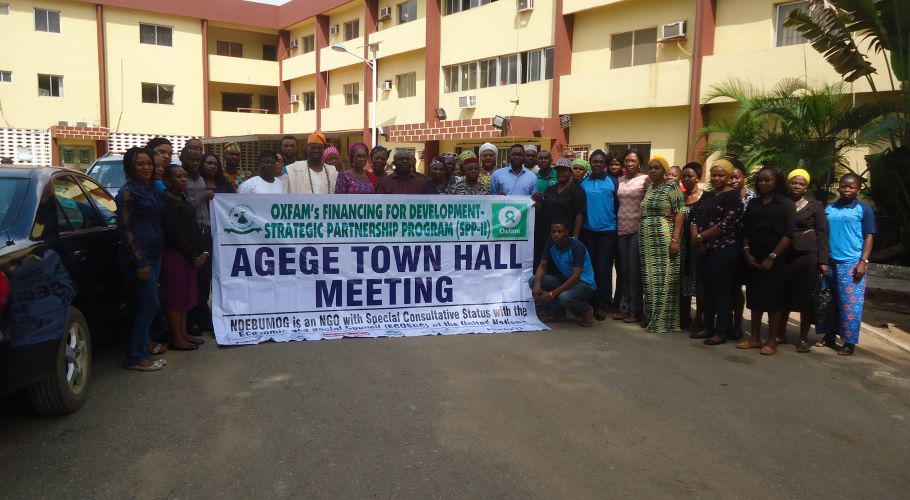 SPP II AGEGE TOWN HALL MEETING GROUP PICTURE