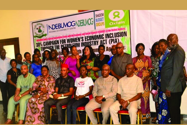 A section of participants that did not missed group’s picture, during PIA’s 30% Campaign for Women Economic Inclusion Colloquium for Government Agencies of July 22nd 2022.